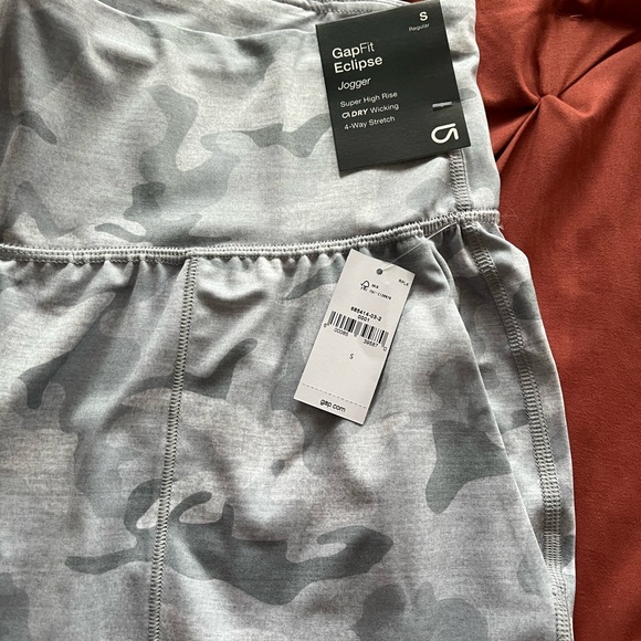 GAP Pants - GapFit Eclipse Joggers
